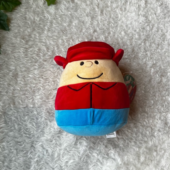 🆕 2023 Peanuts Charlie Brown Christmas squishmallow 8” - Picture 2 of 9